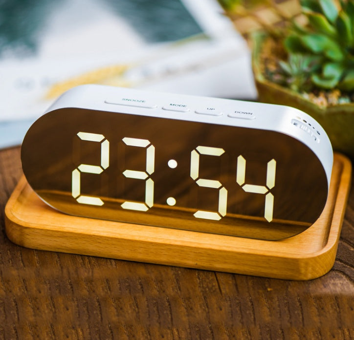 Creative LED clock thermometer Plug-in double u makeup mirror alarm clock clock gift Led mirror clock