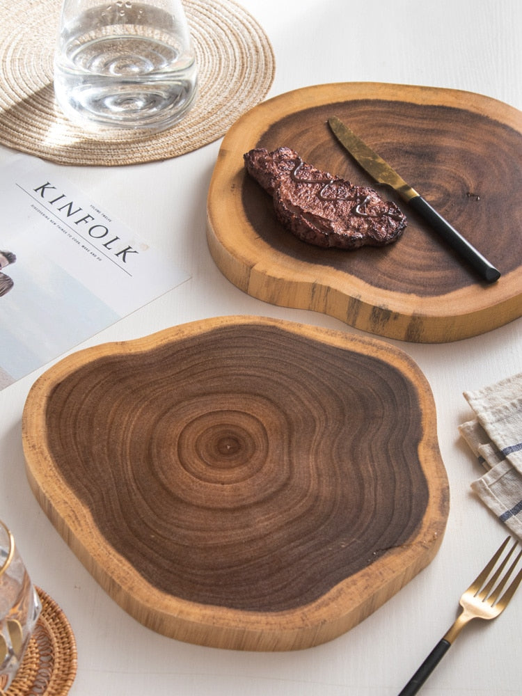 Wooden stump shaped cutting board