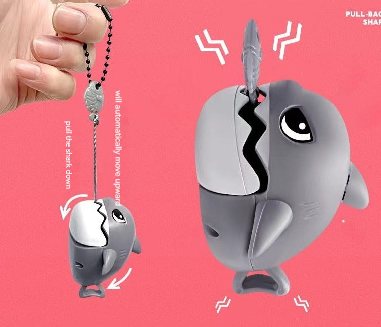 Pull Thread Bite Shark Keychain: Bring Fun Everywhere You Go