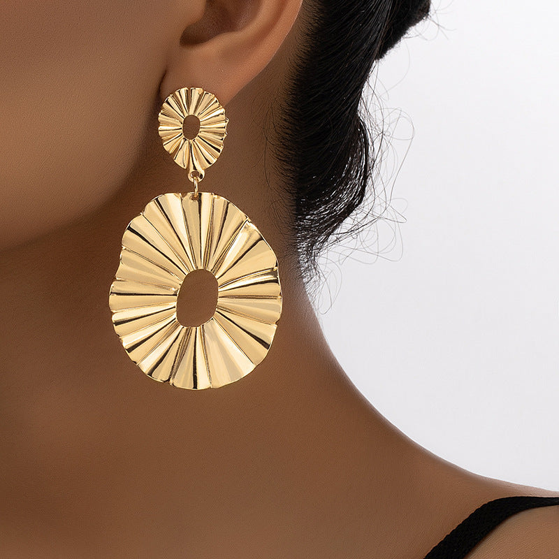 European American Fashion Irregular Earrings Female Geometric Circle Ear Studs