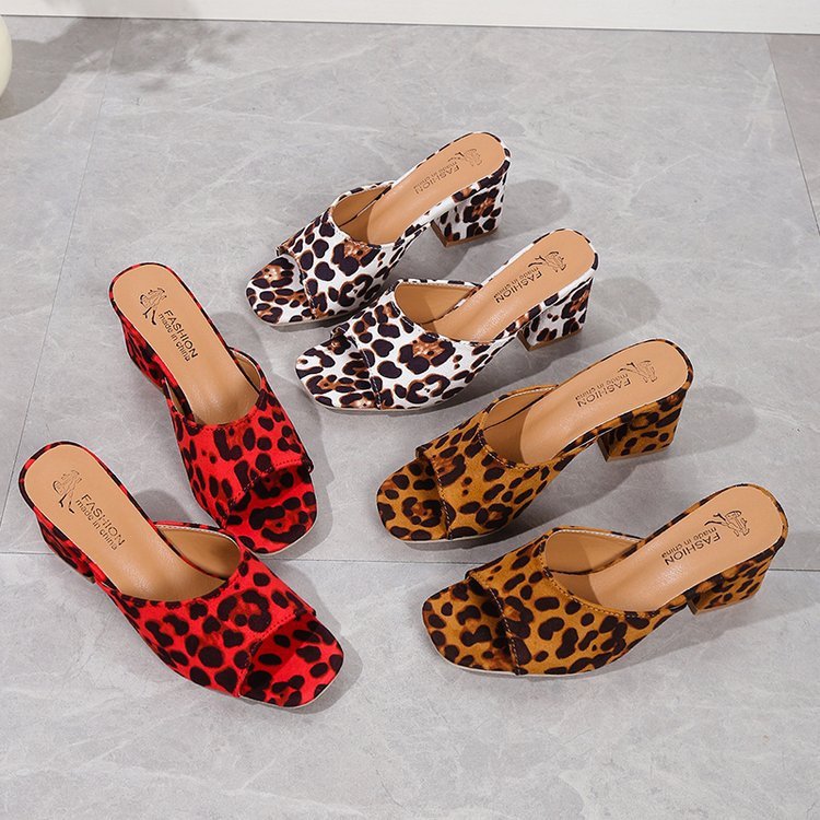 Women's Leopard Print Square Toe Chunky Heel Sandals