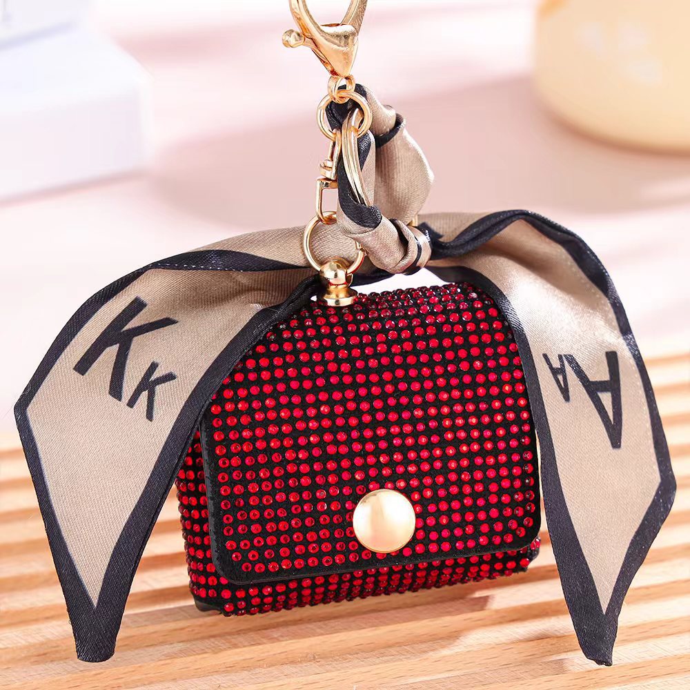 Coin Purse Diamond Mini Bag: Chic and Compact Accessory