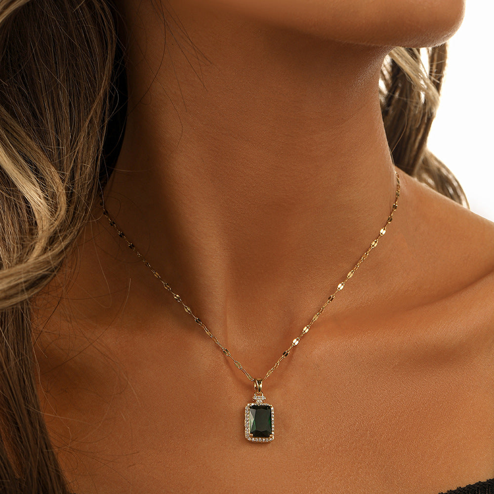 Women's Beautiful Square Emerald Pendant Necklace