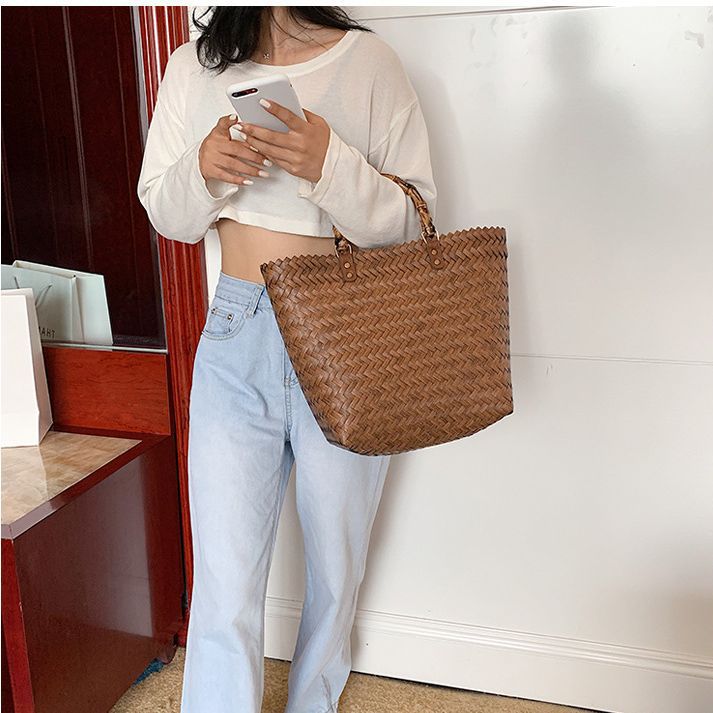 Retro Large Capacity Woven Handbag