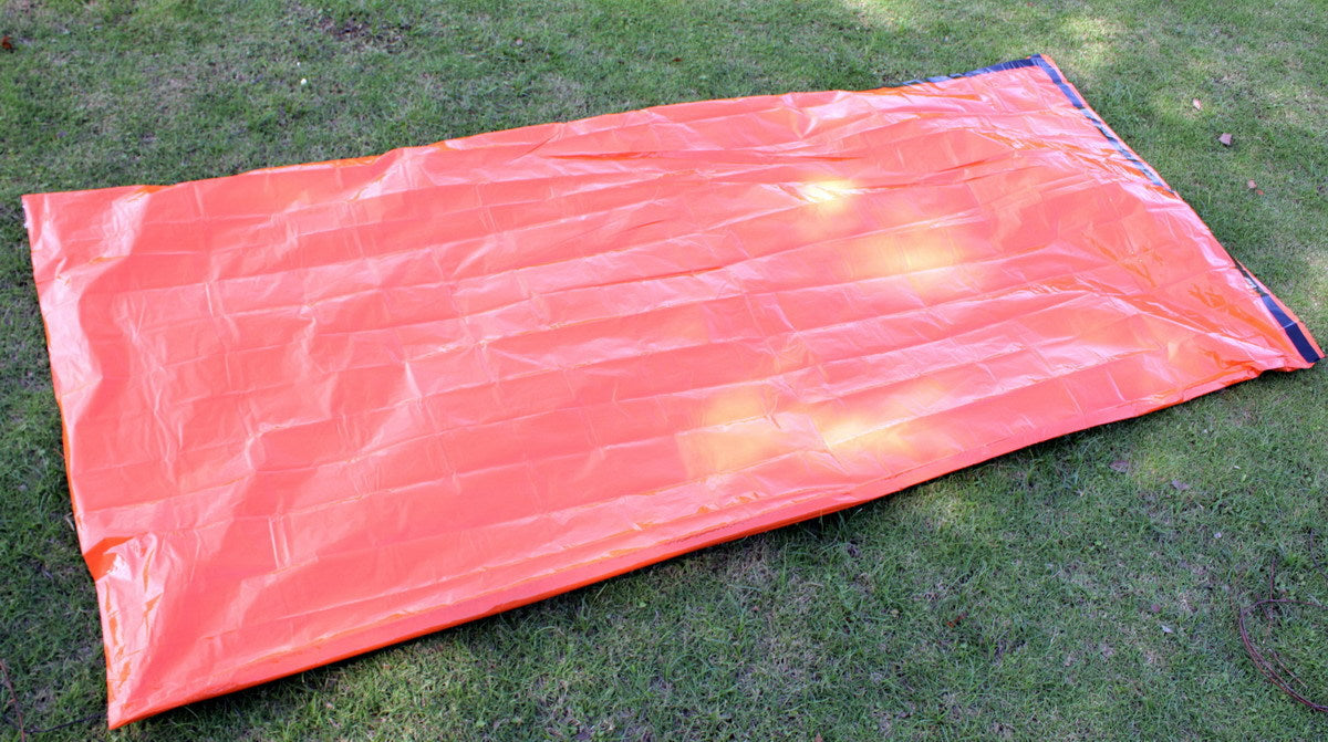 PE Aluminum Film Thermal Insulation Windproof And Cold Resistant Emergency Sleeping Bag