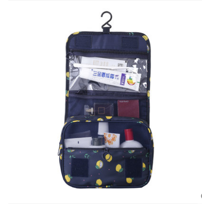 Travel Wash Bag: Compact and Stylish