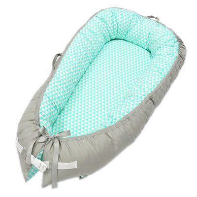 Removable Portable Super Soft and Breathable Newborn Infant Bassinet Snuggle Bed Baby Nest Sleeping Bag